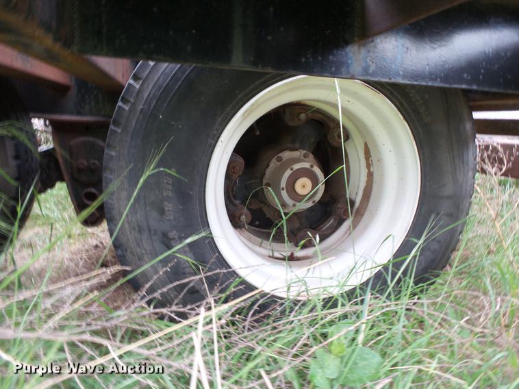 image for item DE1372 Combine trailer