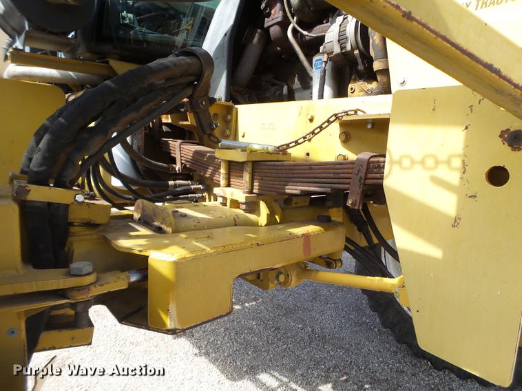 image for item DE1376 2001 Ag-Chem RoGator 854 sprayer