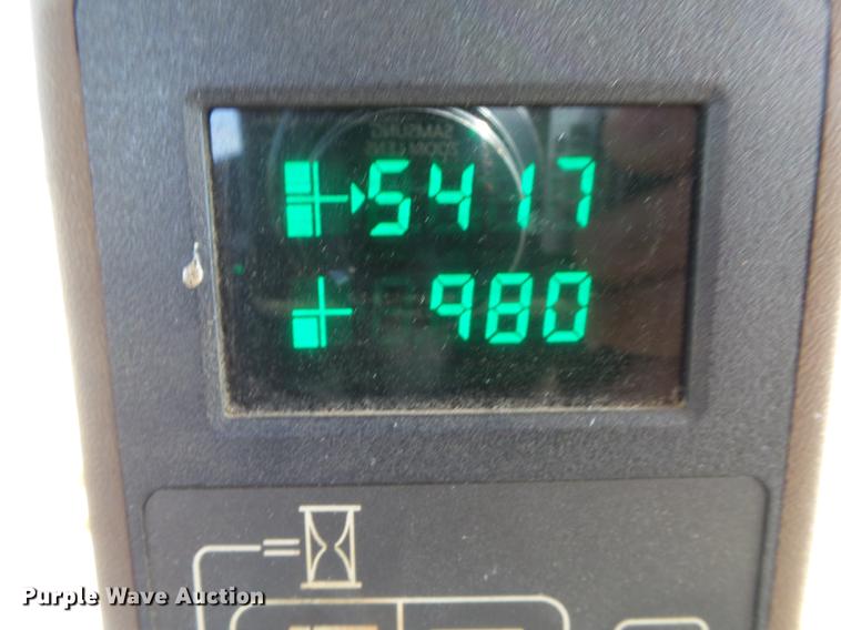 image for item DE1376 2001 Ag-Chem RoGator 854 sprayer