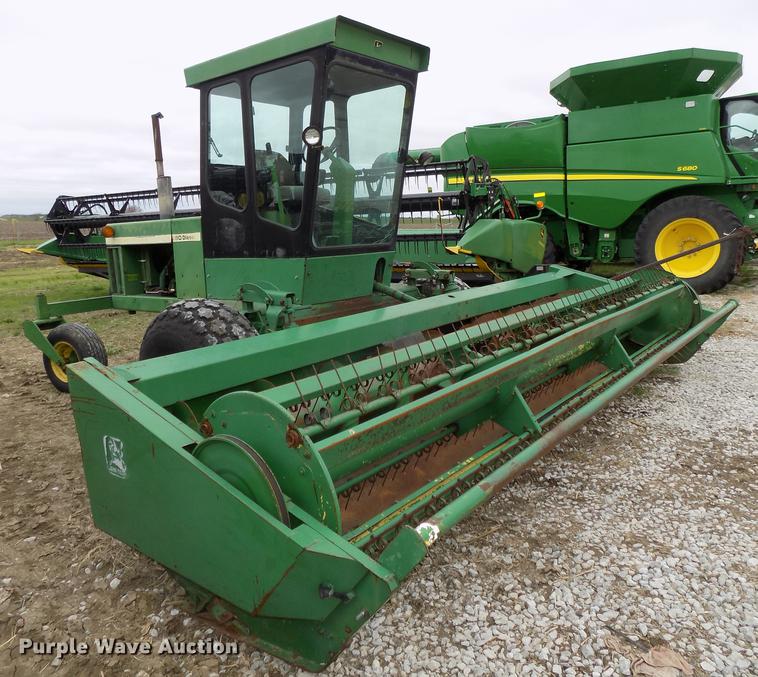 image for item DE7668 1980 John Deere 2280 windrower