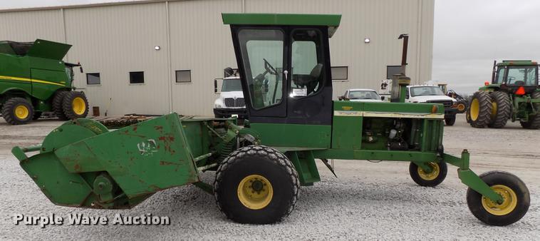 image for item DE7668 1980 John Deere 2280 windrower