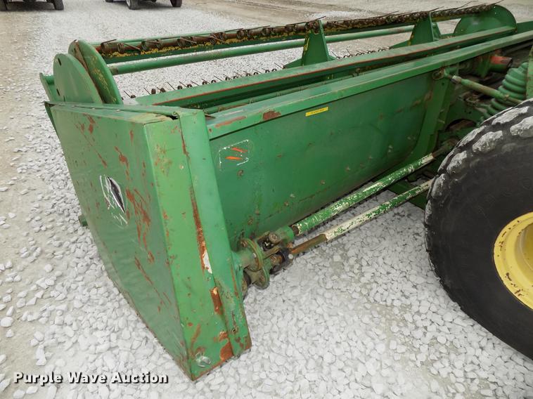 image for item DE7668 1980 John Deere 2280 windrower