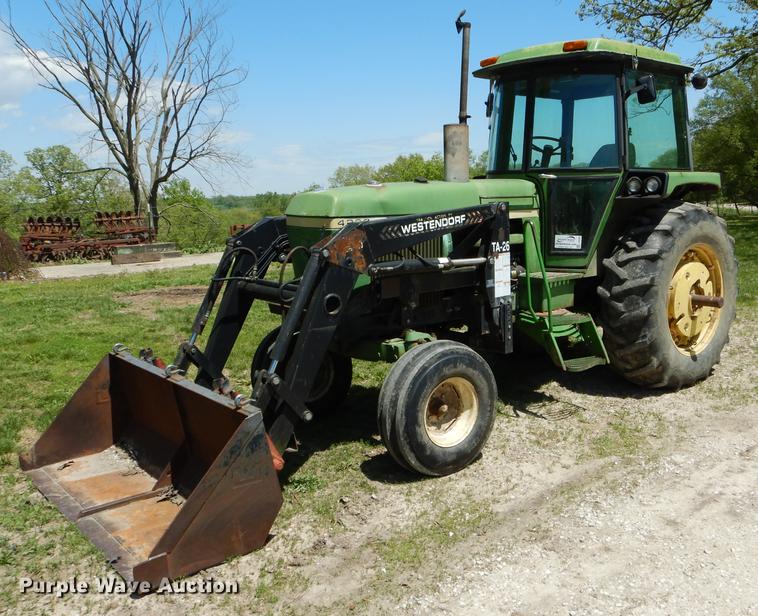image for item DE8382 1973 John Deere 4230 tractor