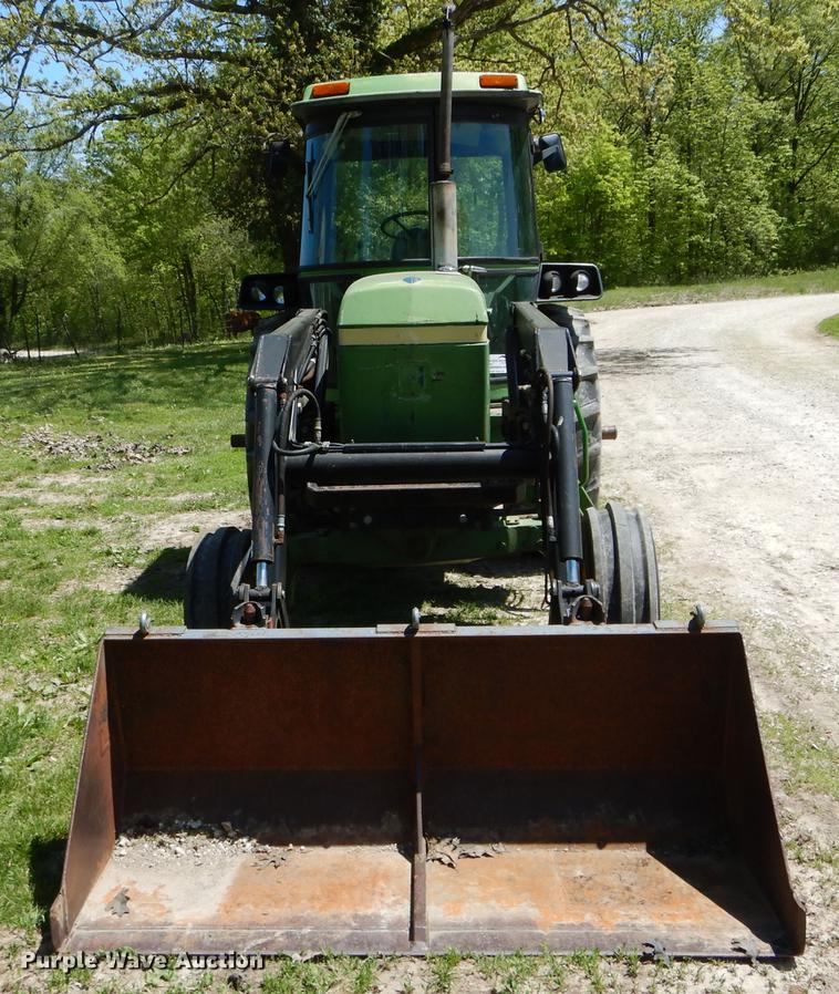 image for item DE8382 1973 John Deere 4230 tractor