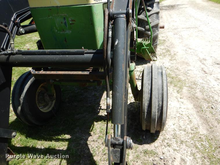 image for item DE8382 1973 John Deere 4230 tractor