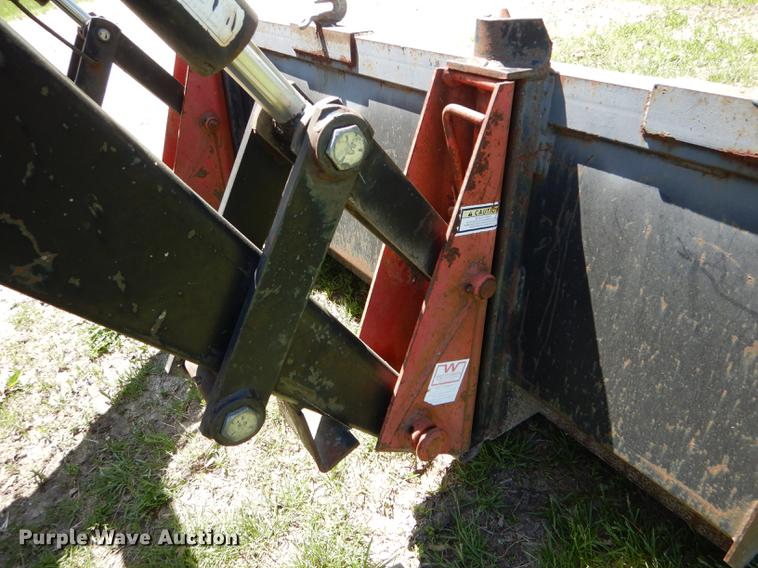 image for item DE8382 1973 John Deere 4230 tractor