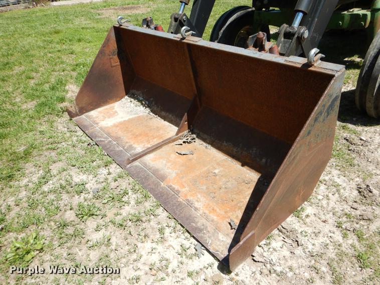 image for item DE8382 1973 John Deere 4230 tractor