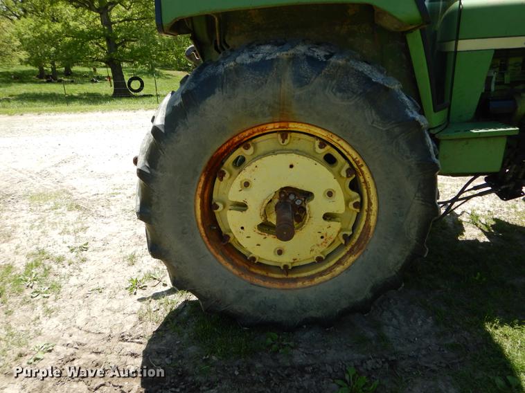 image for item DE8382 1973 John Deere 4230 tractor