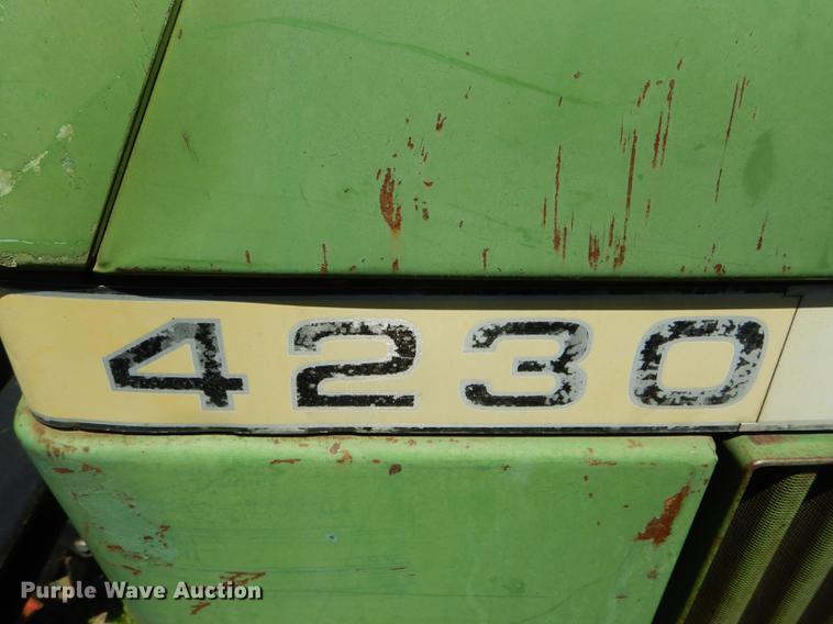image for item DE8382 1973 John Deere 4230 tractor
