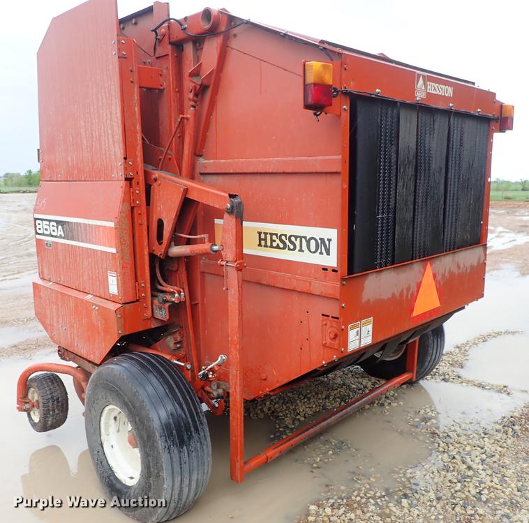 image for item DF1176 Hesston 856A round baler
