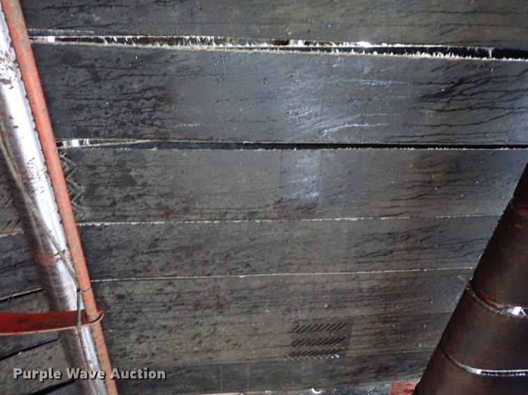 image for item DF1176 Hesston 856A round baler