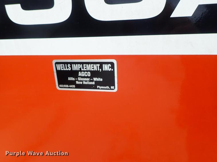 image for item DF1176 Hesston 856A round baler