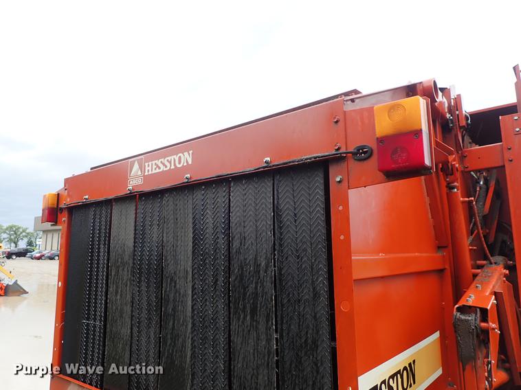 image for item DF1176 Hesston 856A round baler