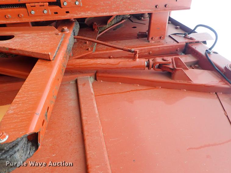 image for item DF1176 Hesston 856A round baler