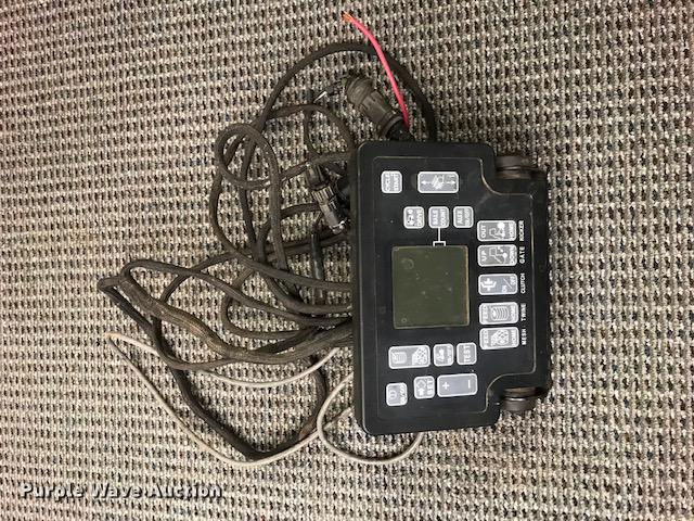 image for item DF1176 Hesston 856A round baler