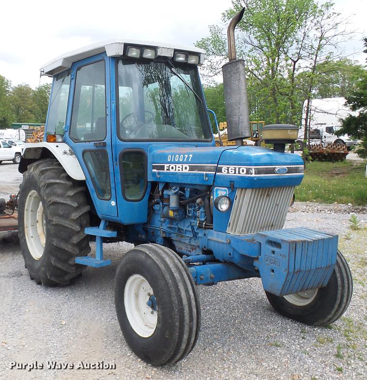 image for item DF7253 1989 Ford 6610 tractor