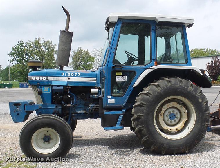 image for item DF7253 1989 Ford 6610 tractor