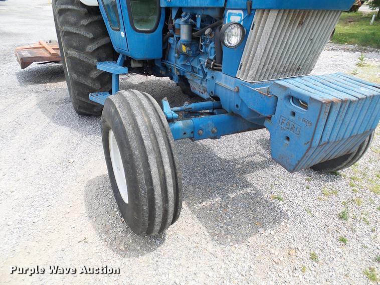 image for item DF7253 1989 Ford 6610 tractor
