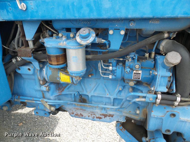 image for item DF7253 1989 Ford 6610 tractor