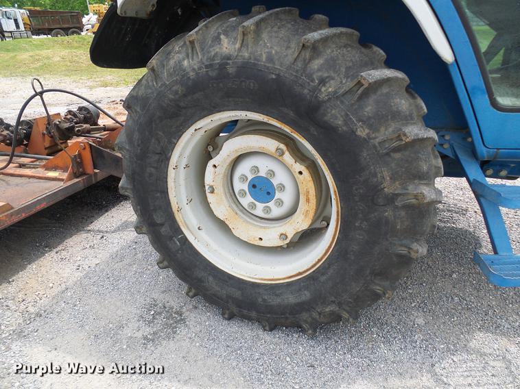 image for item DF7253 1989 Ford 6610 tractor