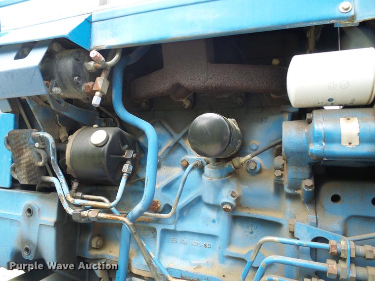 image for item DF7253 1989 Ford 6610 tractor