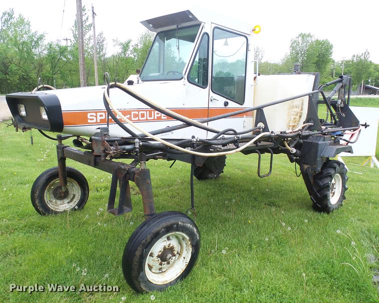 image for item DF7274 SpraCoupe 220 sprayer