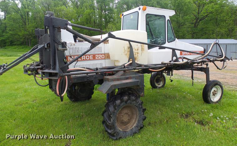 image for item DF7274 SpraCoupe 220 sprayer