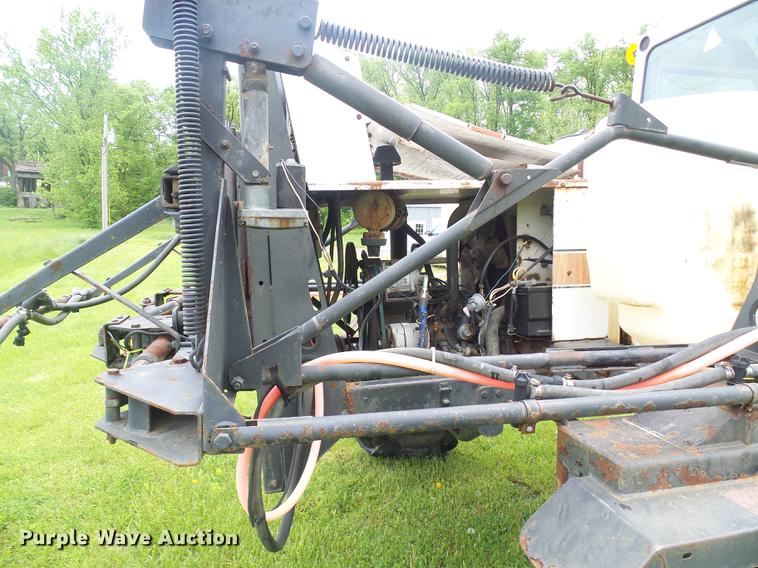 image for item DF7274 SpraCoupe 220 sprayer
