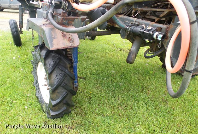 image for item DF7274 SpraCoupe 220 sprayer