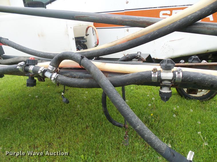 image for item DF7274 SpraCoupe 220 sprayer