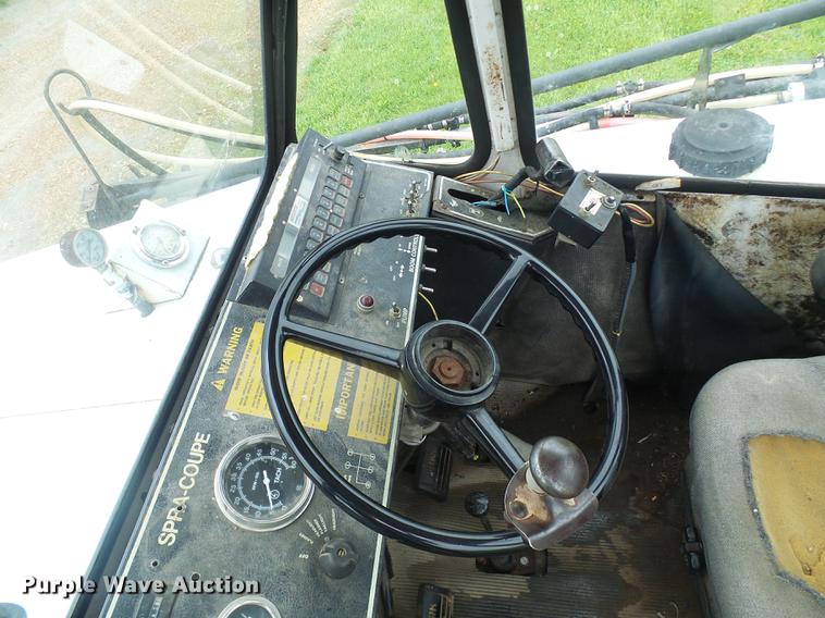 image for item DF7274 SpraCoupe 220 sprayer