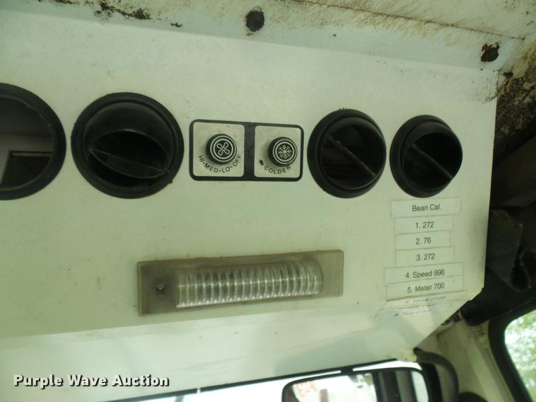 image for item DF7274 SpraCoupe 220 sprayer