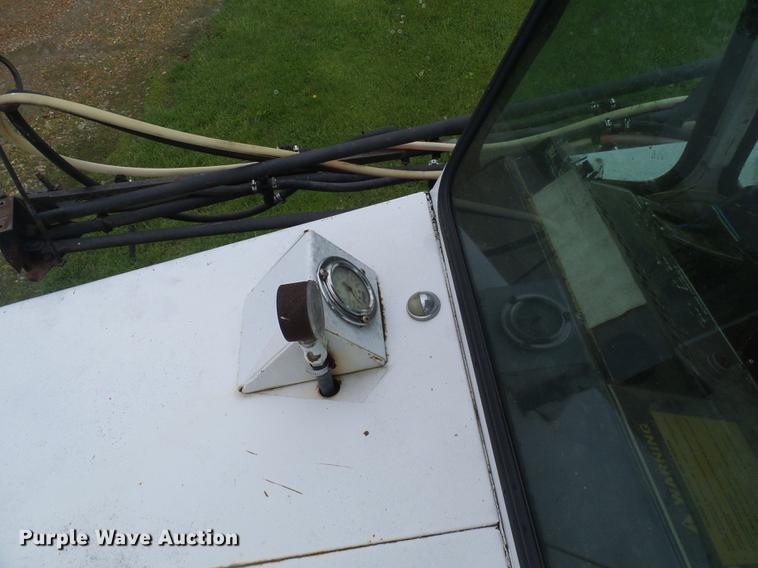 image for item DF7274 SpraCoupe 220 sprayer