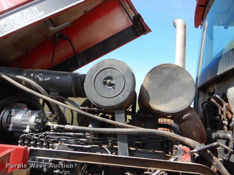 image for item DG0973 1991 Case IH 7120 tractor