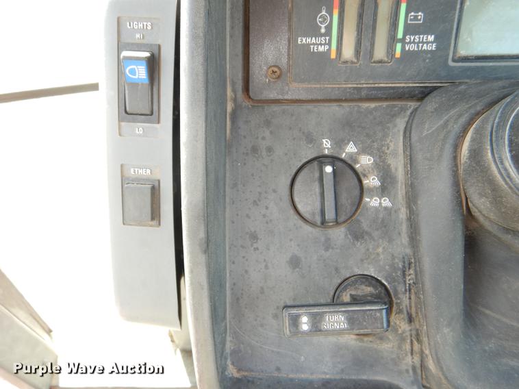 image for item DG0973 1991 Case IH 7120 tractor