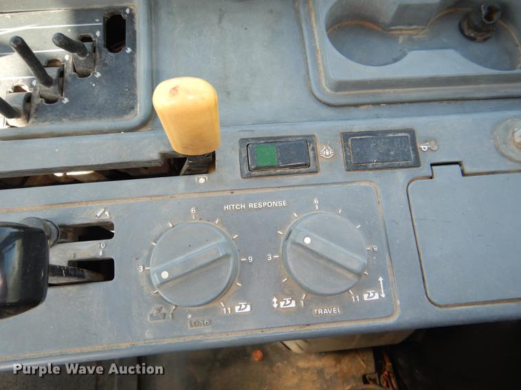 image for item DG0973 1991 Case IH 7120 tractor