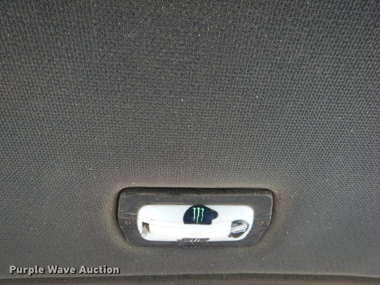 image for item DG5759 International 1086 tractor