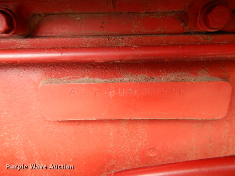 image for item DG5759 International 1086 tractor