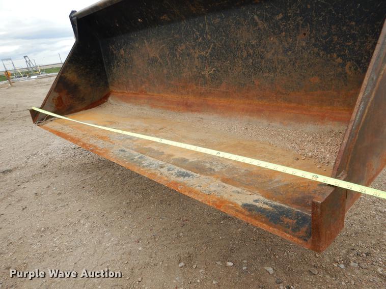 image for item DG5764 1980 International 1086 tractor