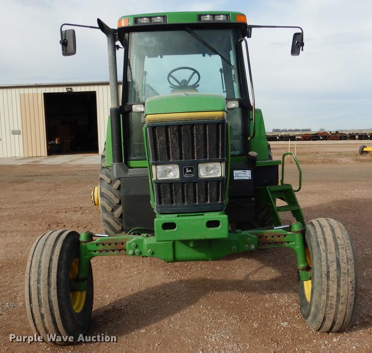 image for item DG5773 1994 John Deere 7700 tractor
