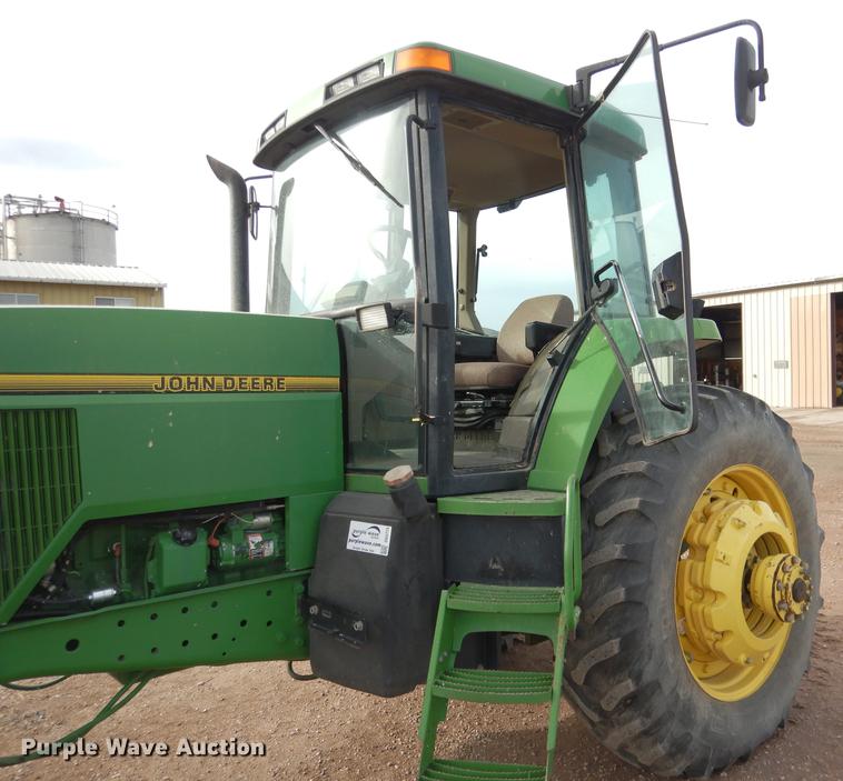 image for item DG5773 1994 John Deere 7700 tractor