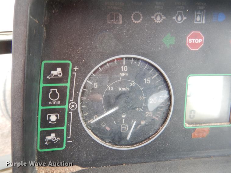 image for item DG5773 1994 John Deere 7700 tractor