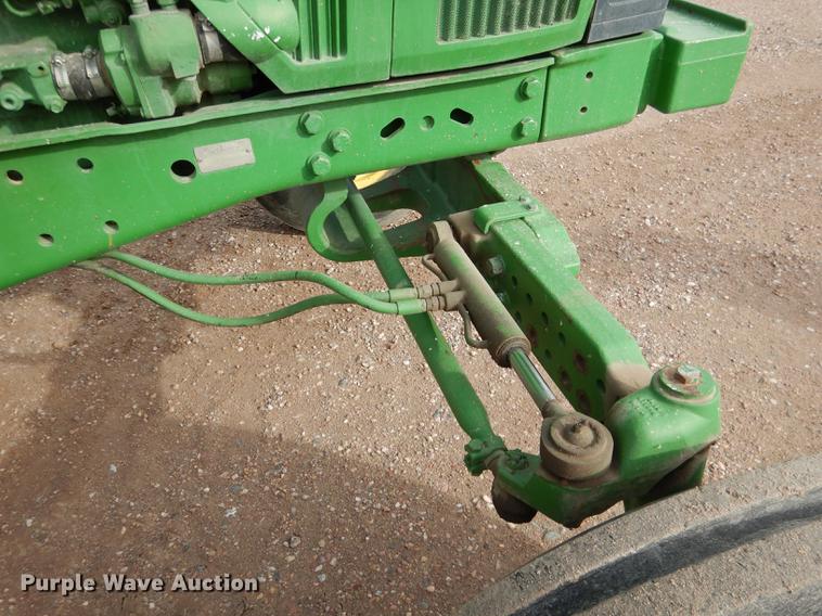 image for item DG5773 1994 John Deere 7700 tractor