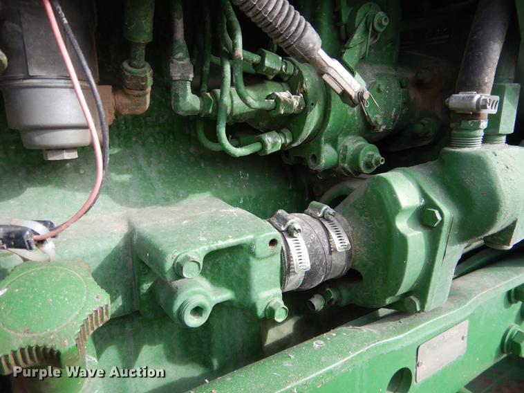 image for item DG5773 1994 John Deere 7700 tractor