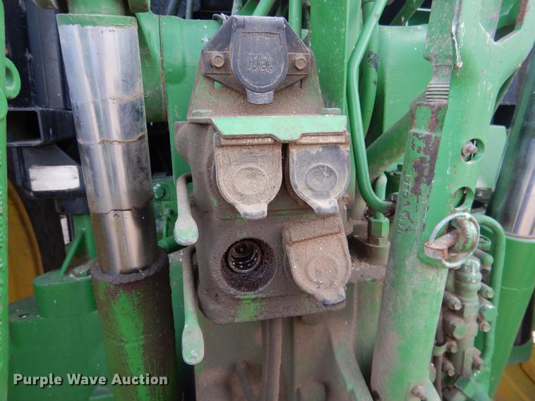 image for item DG5773 1994 John Deere 7700 tractor