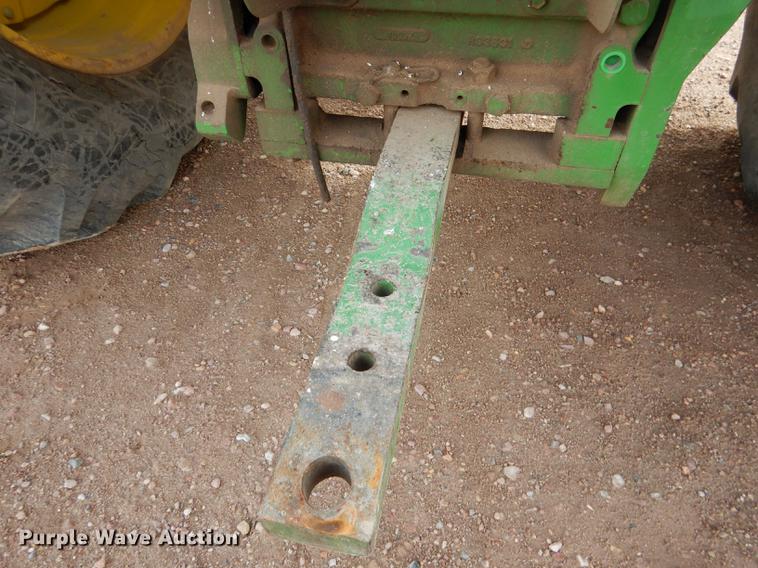 image for item DG5773 1994 John Deere 7700 tractor