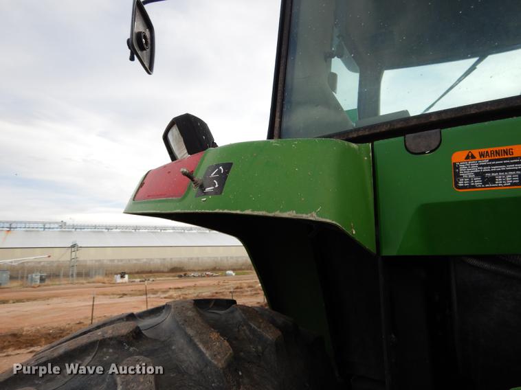 image for item DG5773 1994 John Deere 7700 tractor