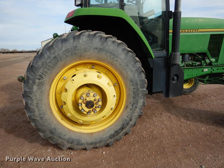 image for item DG5773 1994 John Deere 7700 tractor