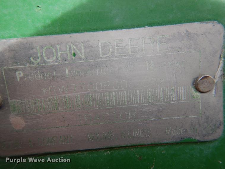 image for item DG5773 1994 John Deere 7700 tractor