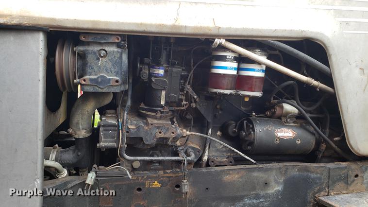 image for item EN9941 1976 White 2-105 Field Boss tractor